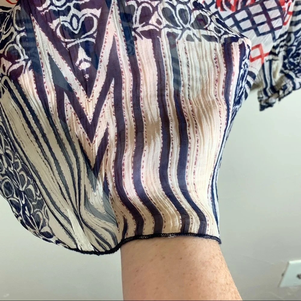 Lucky Brand Red Blue Printed Boho Bohemian Peasant Top Blouse Sheer Tunic Shirt‎